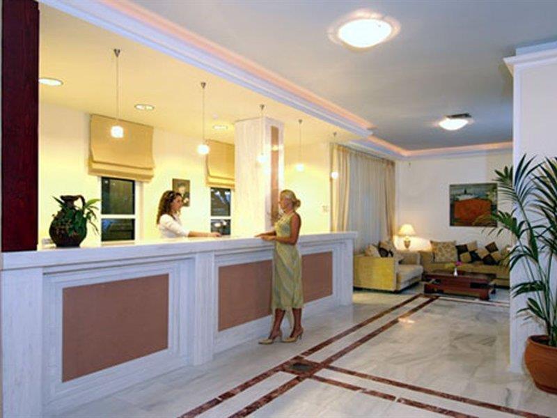 Sea View Apartment *