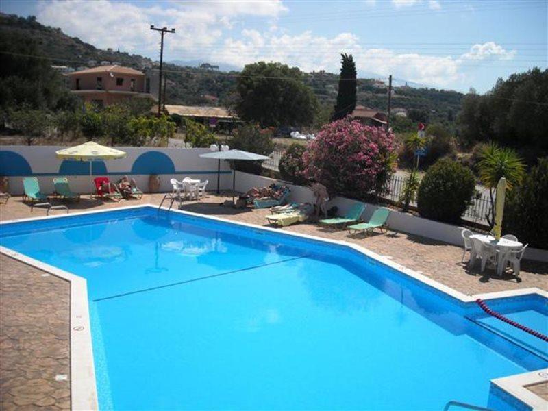 Erietta Aparthotel 3*