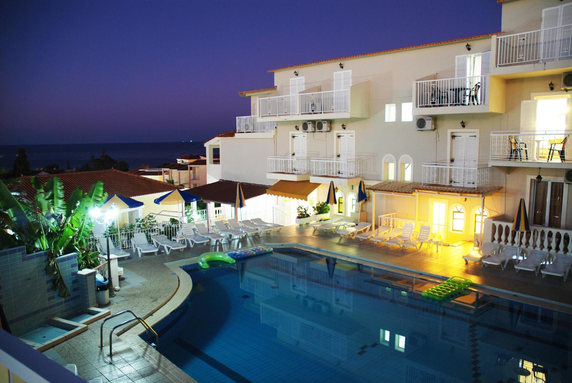 Captains Resort