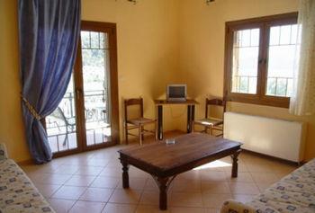 Eden Apartment *