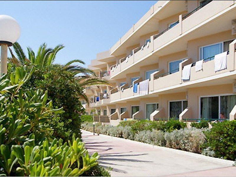 Seafront Apartment *
