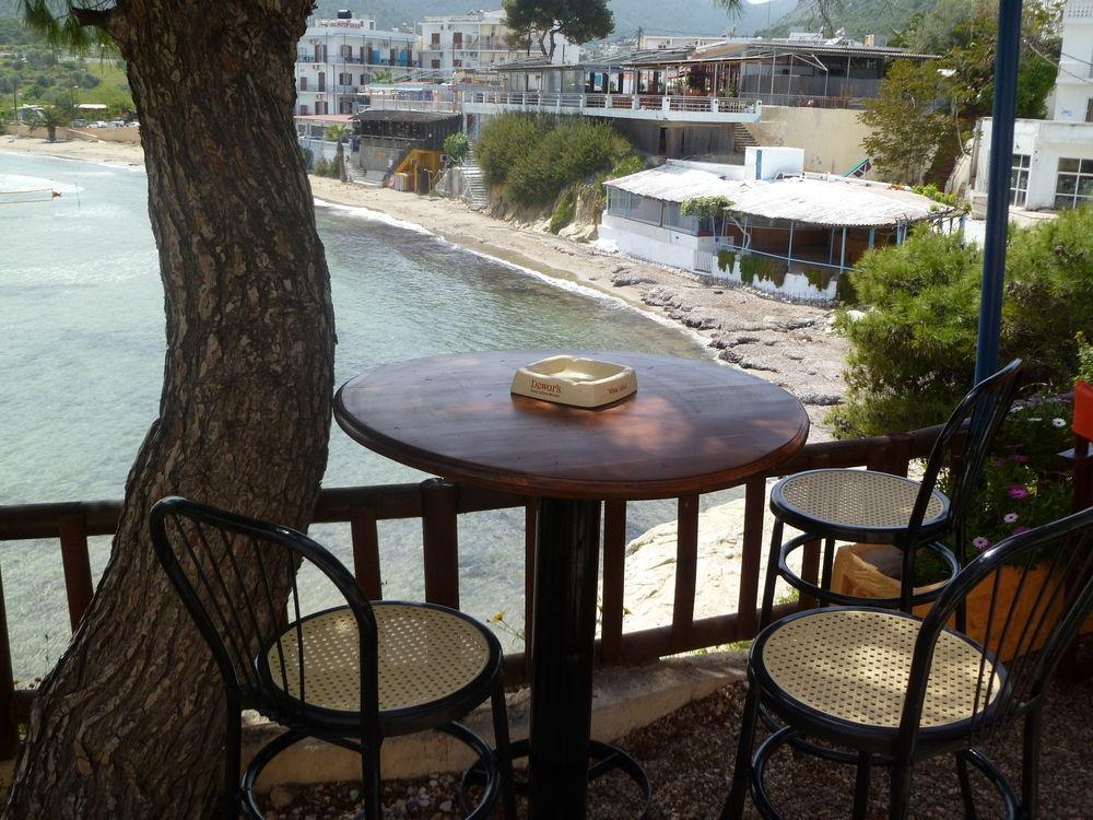 Liberty 1 2* Agia Marina (Aegina)