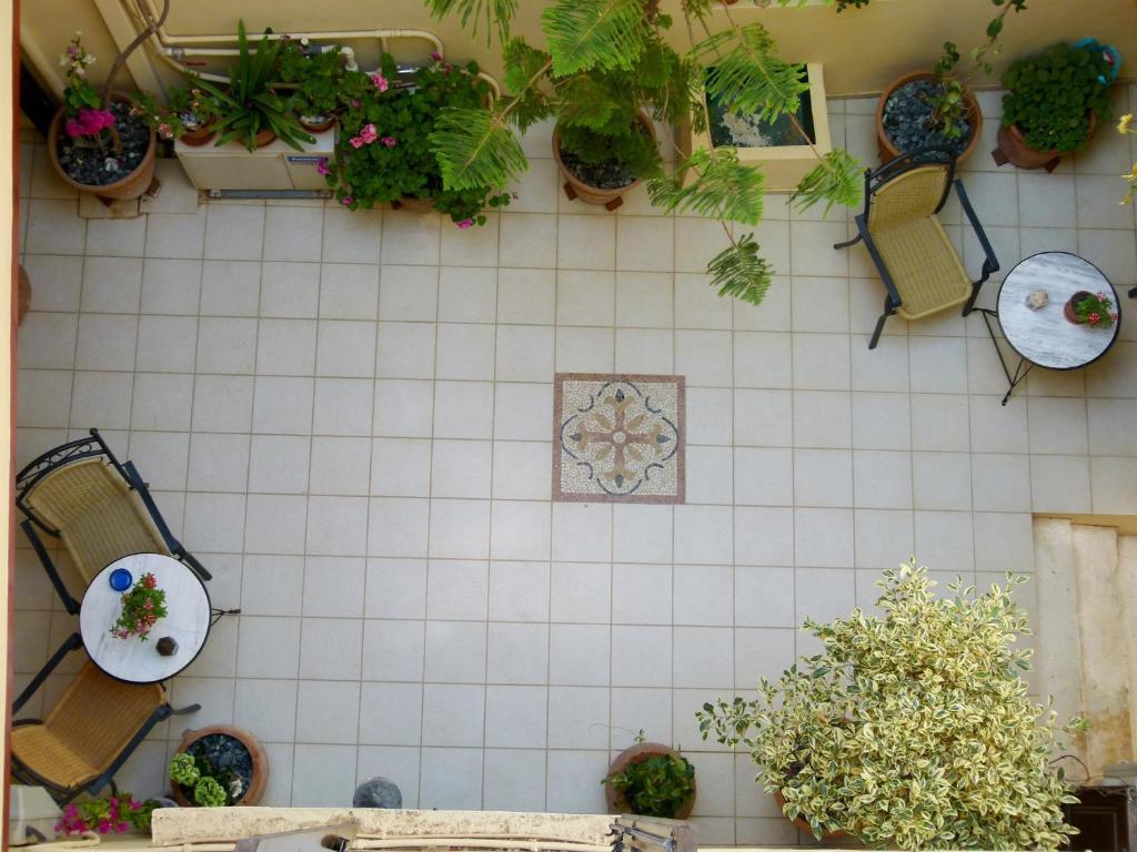 Madonna Guest house 2*