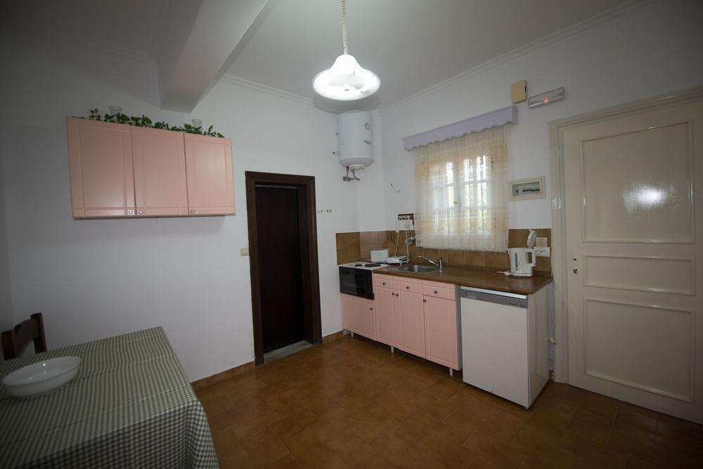 Potamos Apartment *