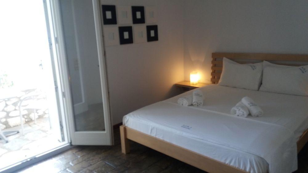 Mika Apartment Naousa (Paros)