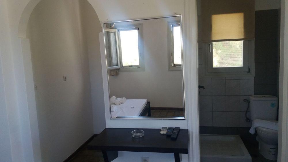 Mika Apartment *
