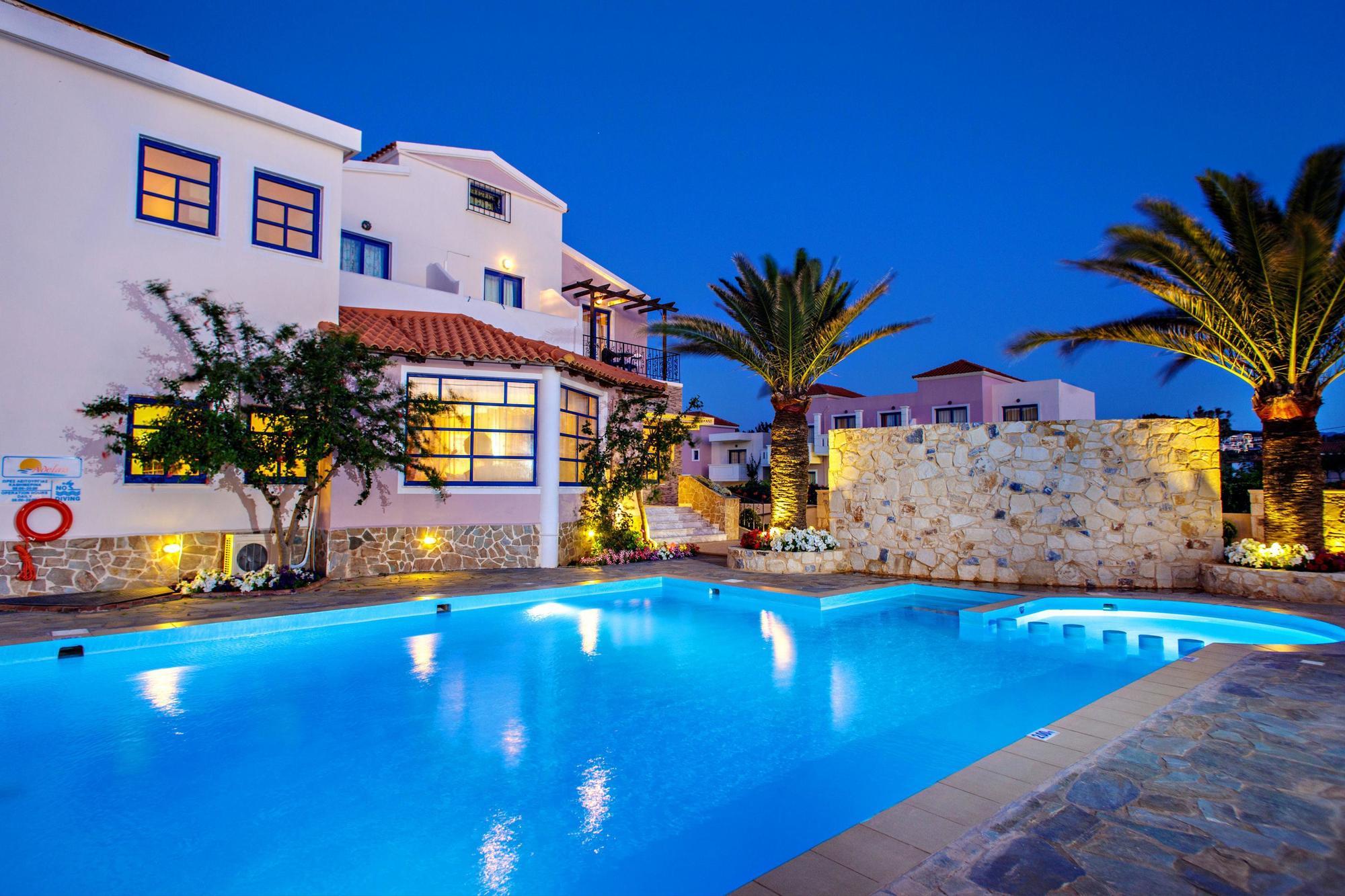 Adelais Hotel Tavronitis (Crete)