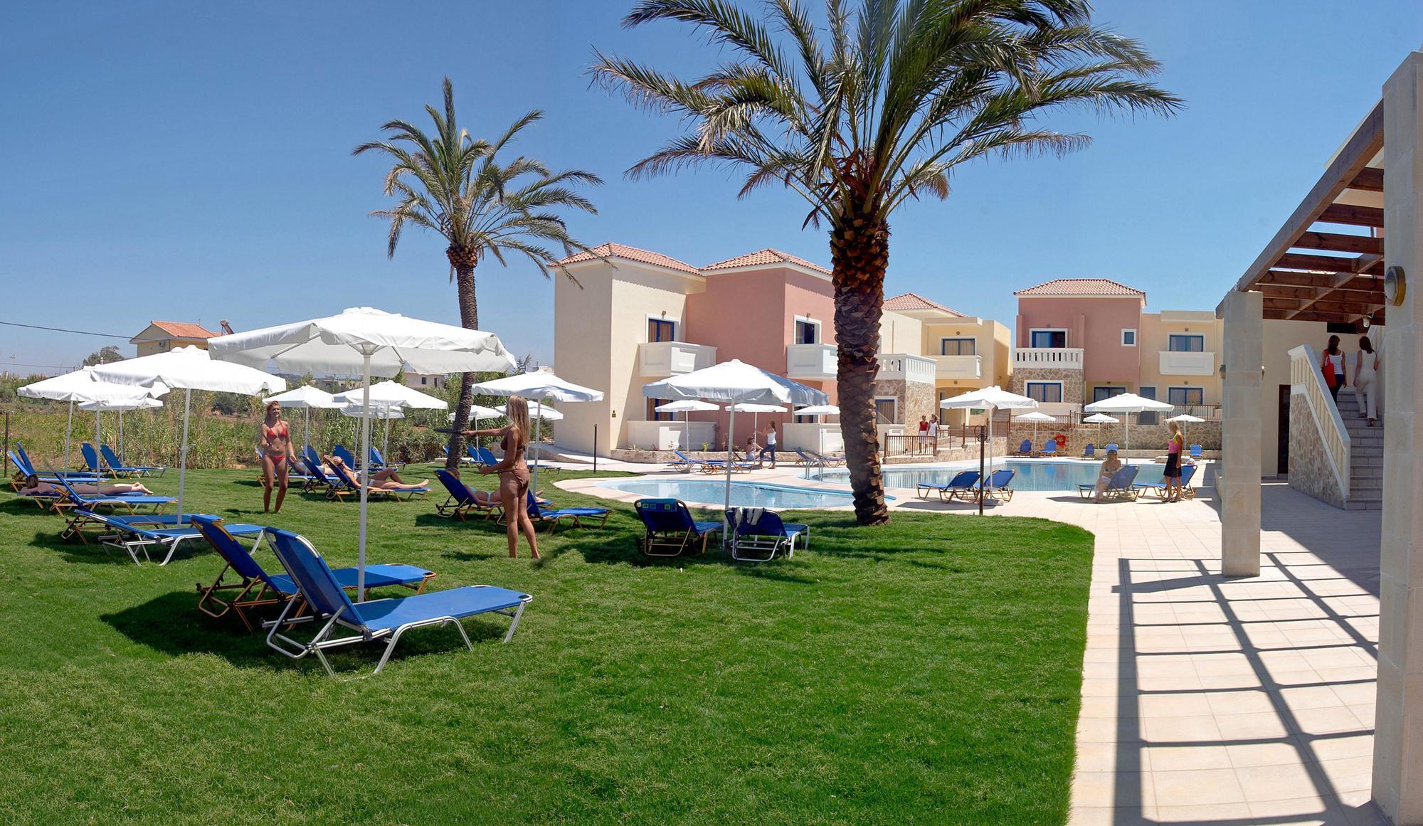Adelais Hotel 2*