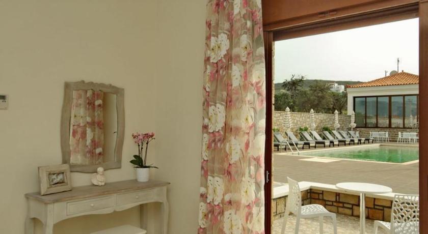Elafonisos Resort