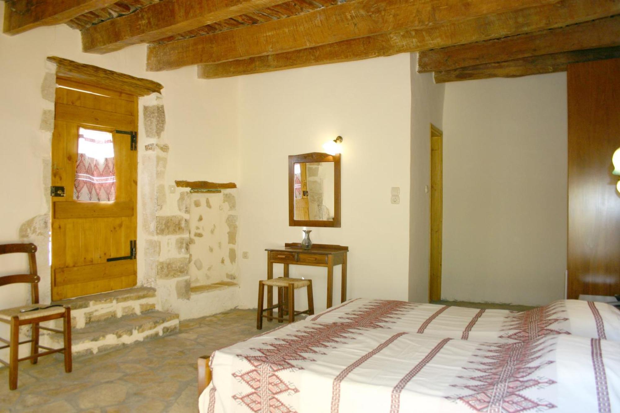 Traditional Stone 3* Vafes