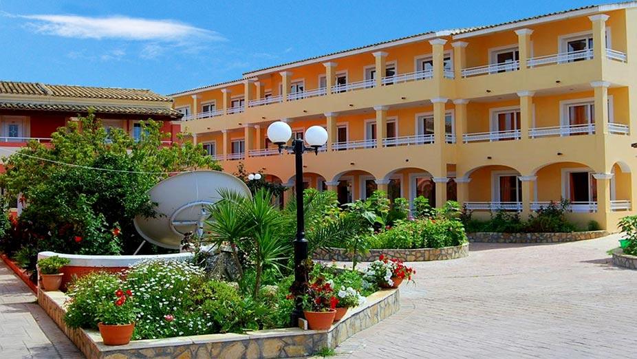 Luisa Aparthotel 3*