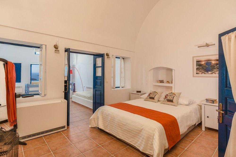 Astraea House * Firostefani