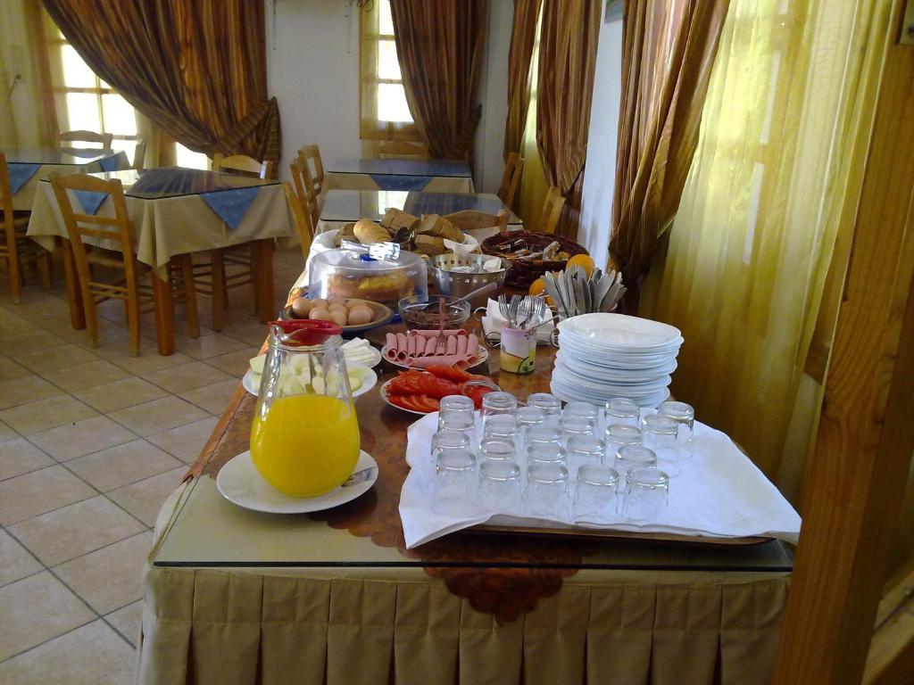 Dimitris Bed & Breakfast 3*