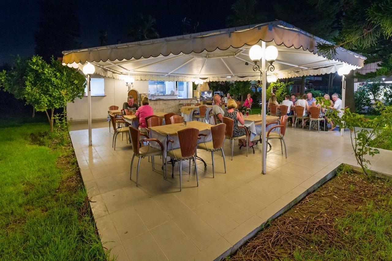 Paleos Aparthotel 3*