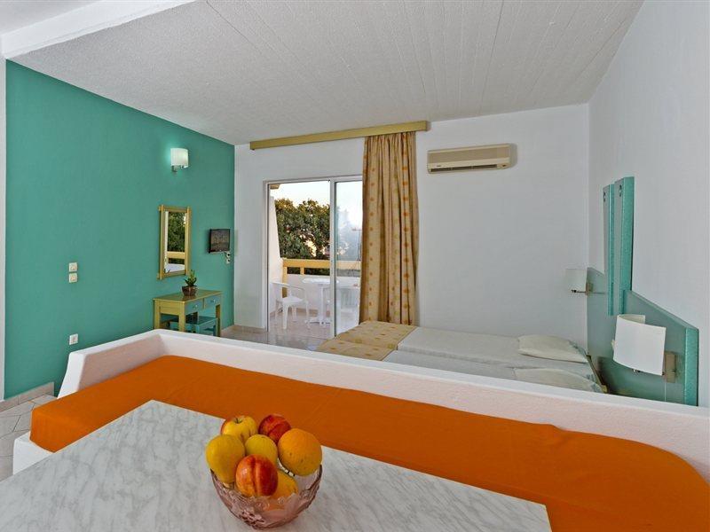 Trianta Hotel Apartments Aparthotel