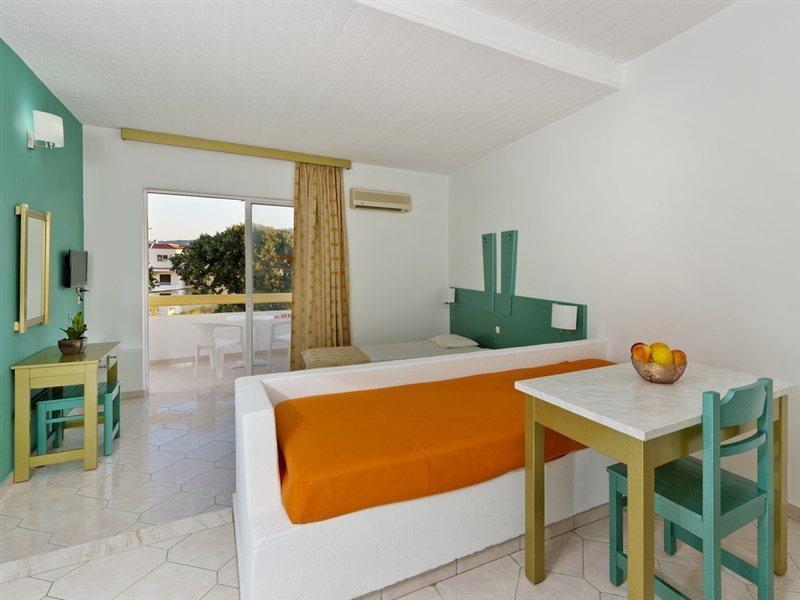 Trianta Hotel Apartments Aparthotel 2*