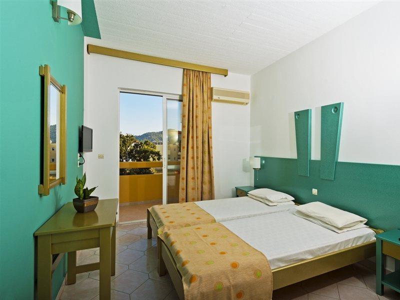 Trianta Hotel Apartments Aparthotel