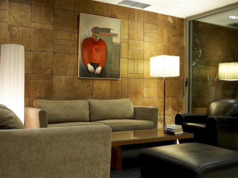 Angela Downtown 3*