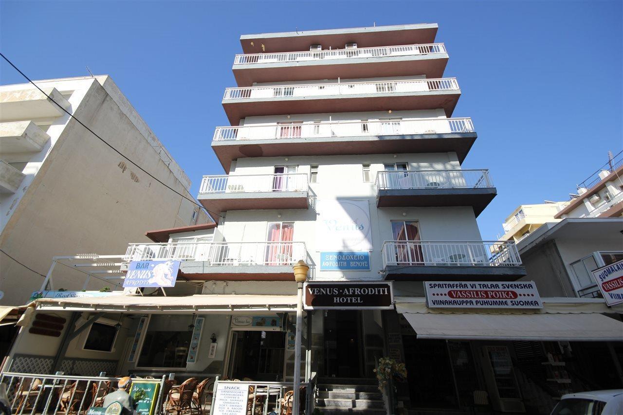 Venus Hotel 2*