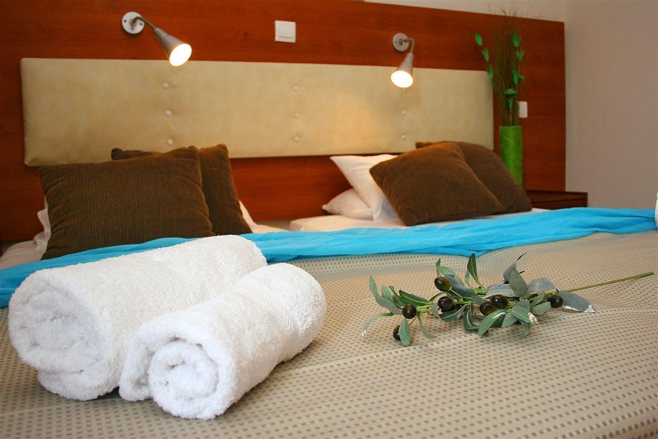 Venus Hotel 2*