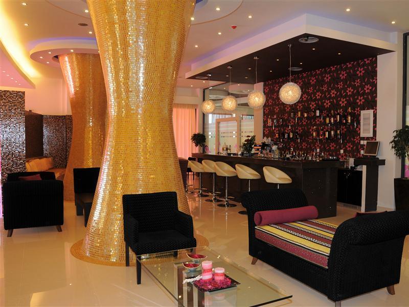 Bay Hotel