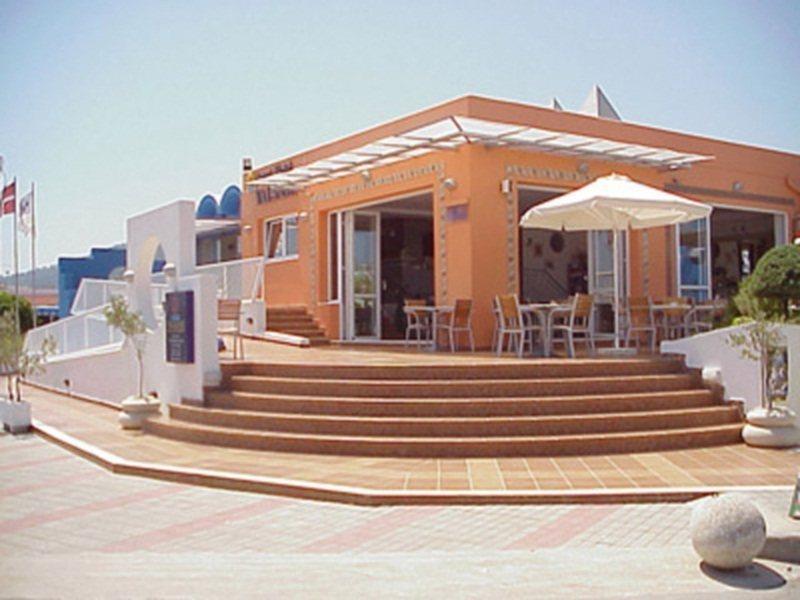 Valsami Aparthotel 4*