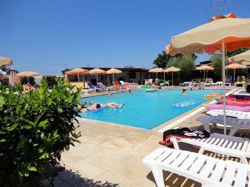 Meliton Hotel Theologos (Rhodes)