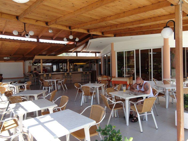 Meliton 3* Theologos (Rhodes)