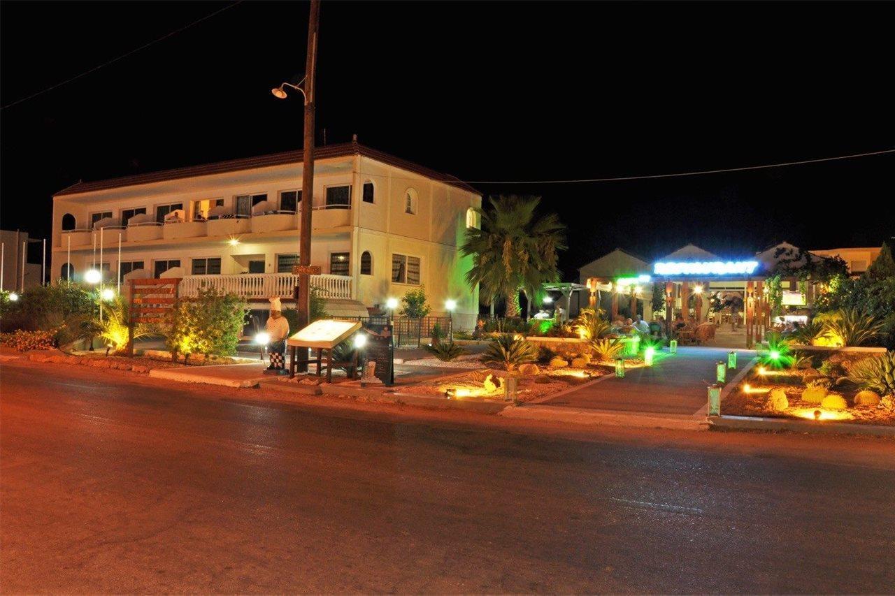 Sunshine Hotel 2*