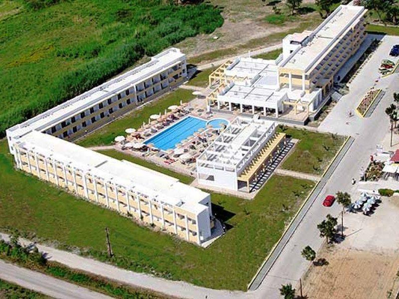 Pyli Bay 3*