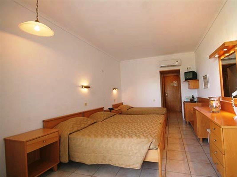 Continental Palace 4*