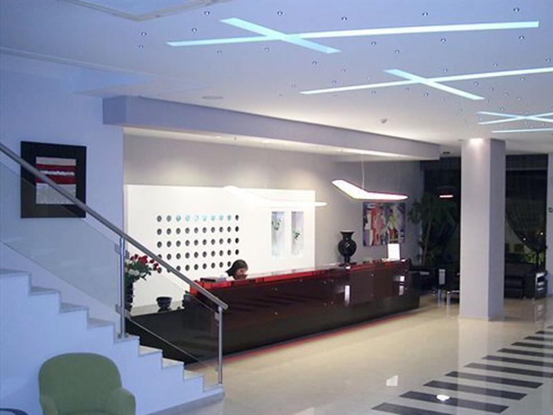 Sun Palace & 4*