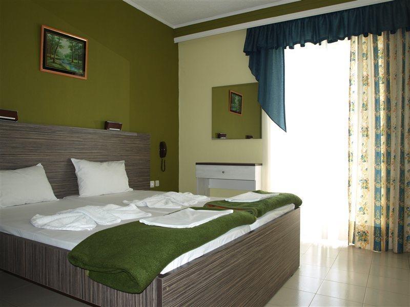Sunny Days Hotel