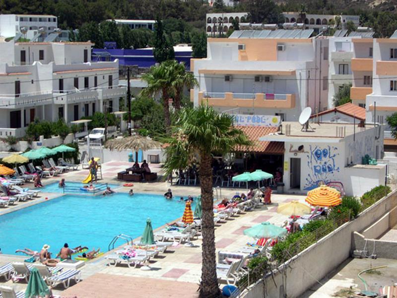 & Peters Kool Pool Apartment