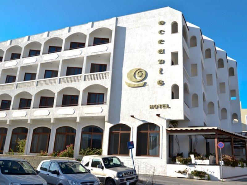 Oceanis 3* Karpathos Town (Pigadia)