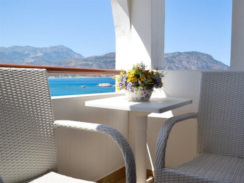 Oceanis Hotel 3*