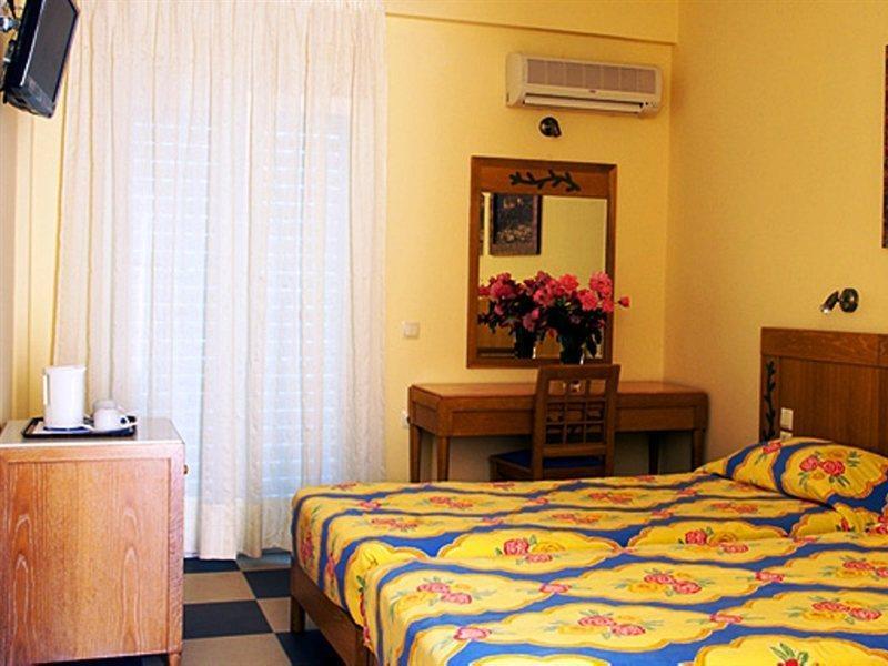 Coral Hotel 4*