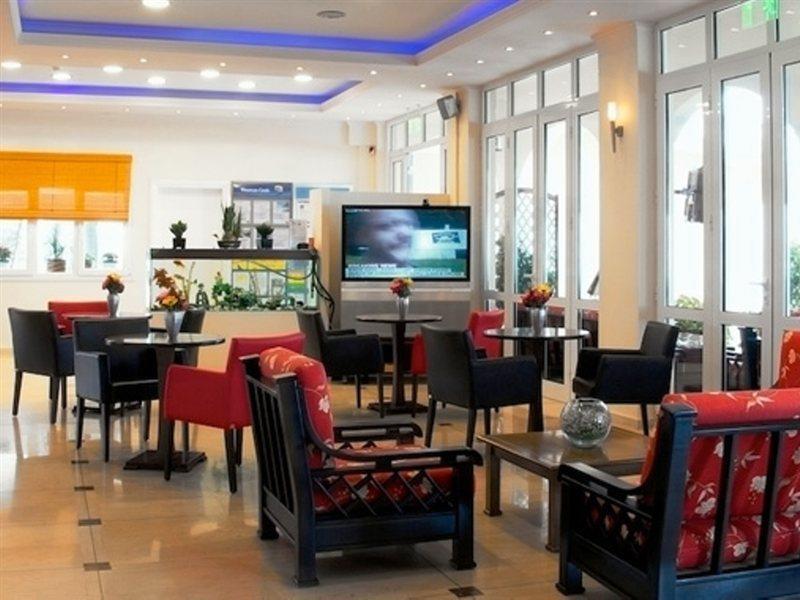 Coral Hotel
