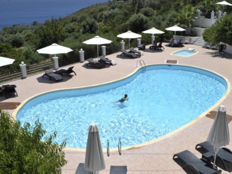 Naftilos Hotel 3*