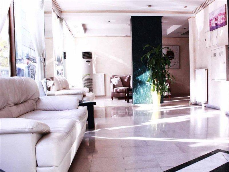 Apollo Hotel 3*