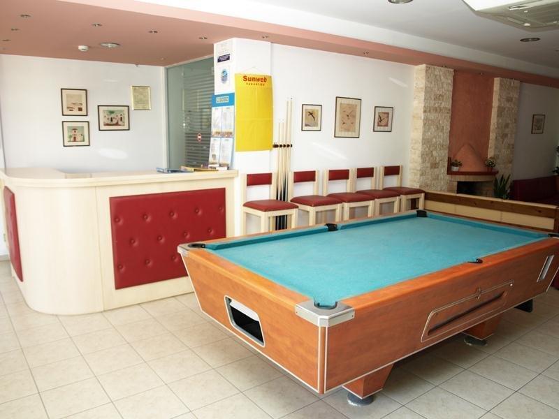 Haris Aparthotel 3*