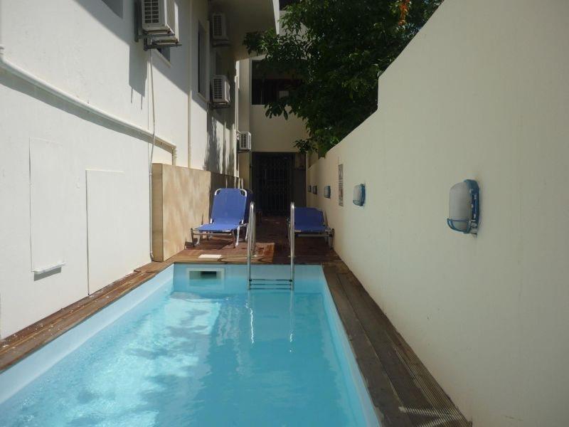 Indigo Hotel 3*