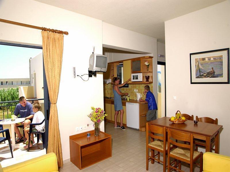 Blue Aegean & Aparthotel 4*