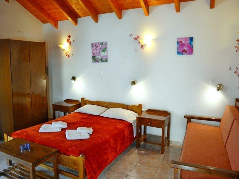 Melina's House Aparthotel Stalos