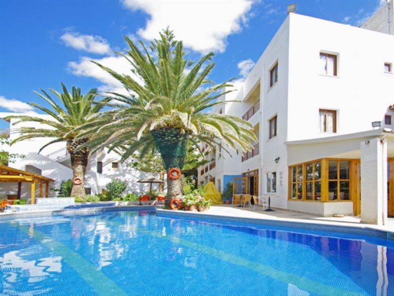 South Coast Hotel