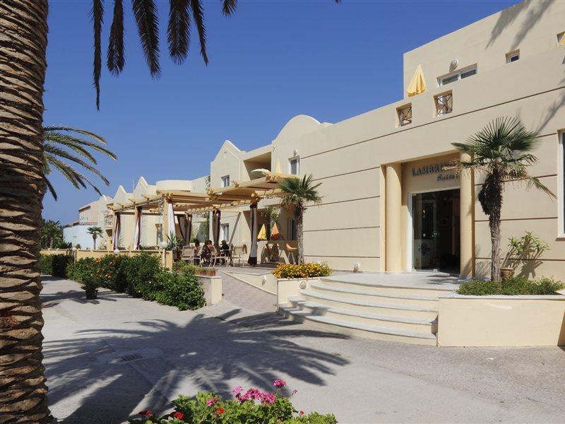 Lambrinos Aparthotel 2*