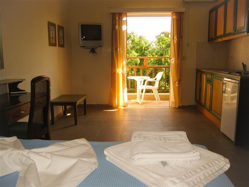 Mikrovillage 3* Agios Nikolaos (Crete)