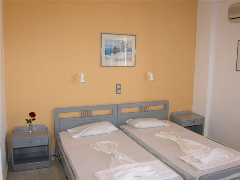 Venus Hotel 3*