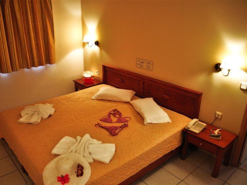 Uzenie Boutique (adults Only) 5* Adelianos Kampos