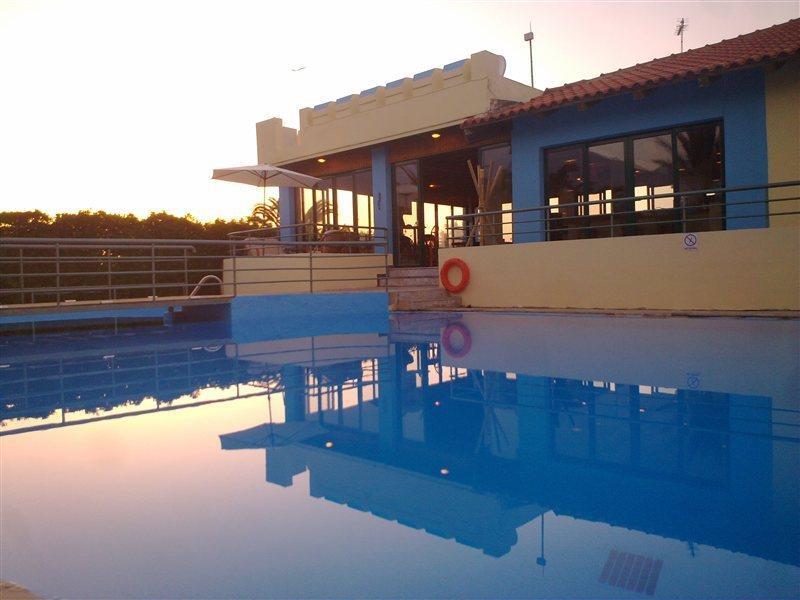 Sandy Hotel 2*